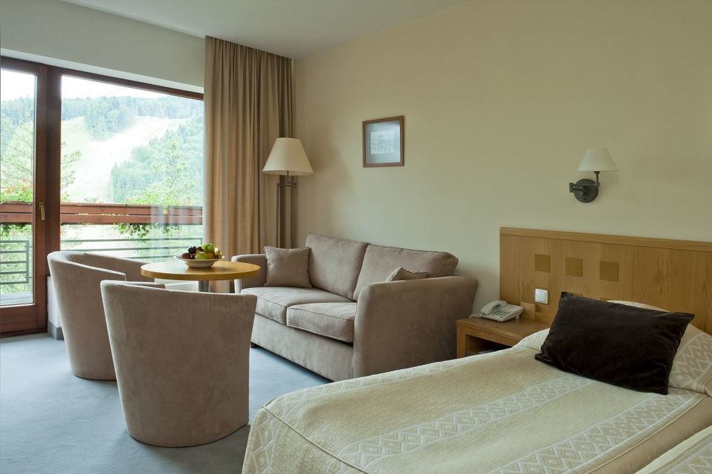 Hotel Spa Dr Irena Eris Криница-Здруй Екстериор снимка